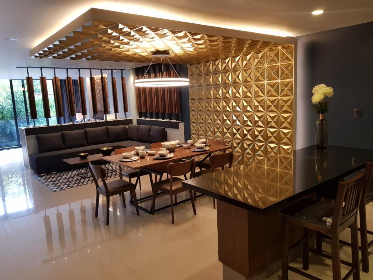 Superior King Suite